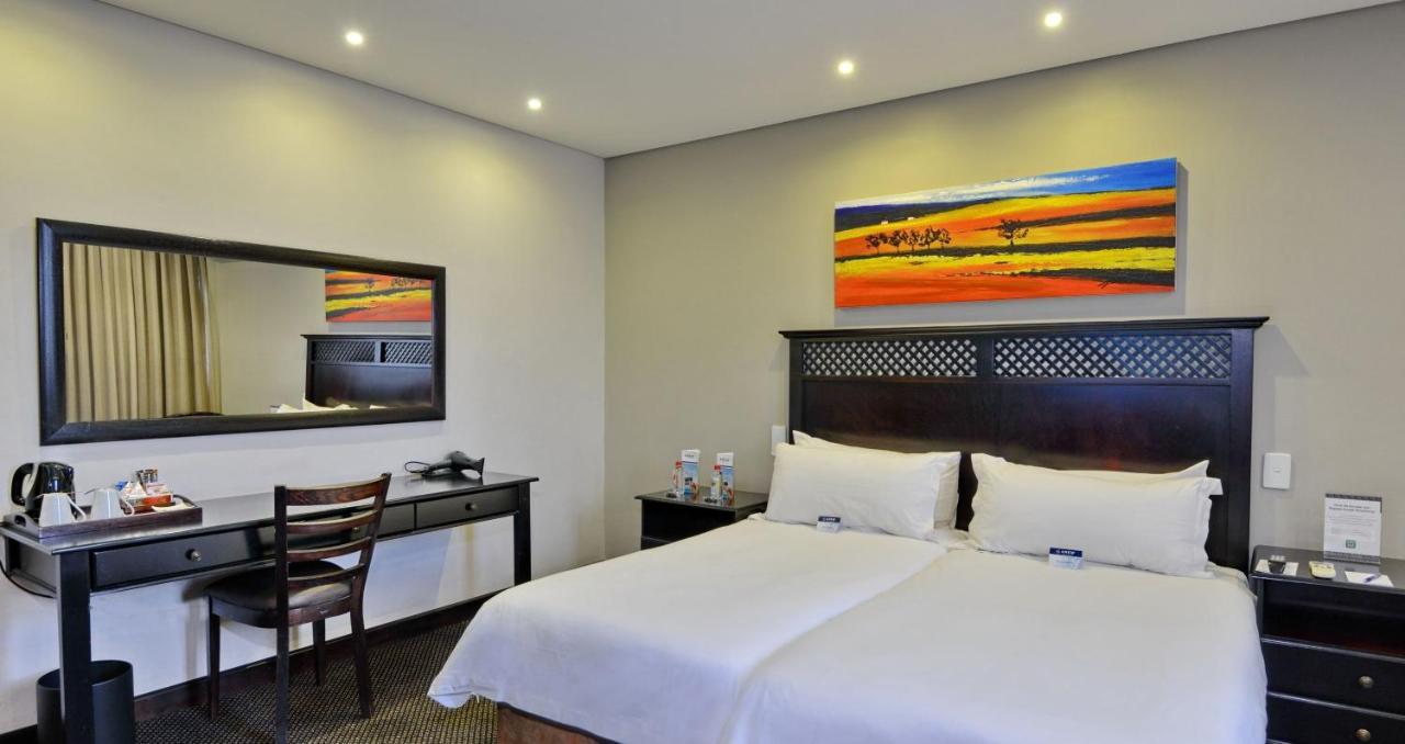 Anew Hotel Witbank Emalahleni Exteriör bild