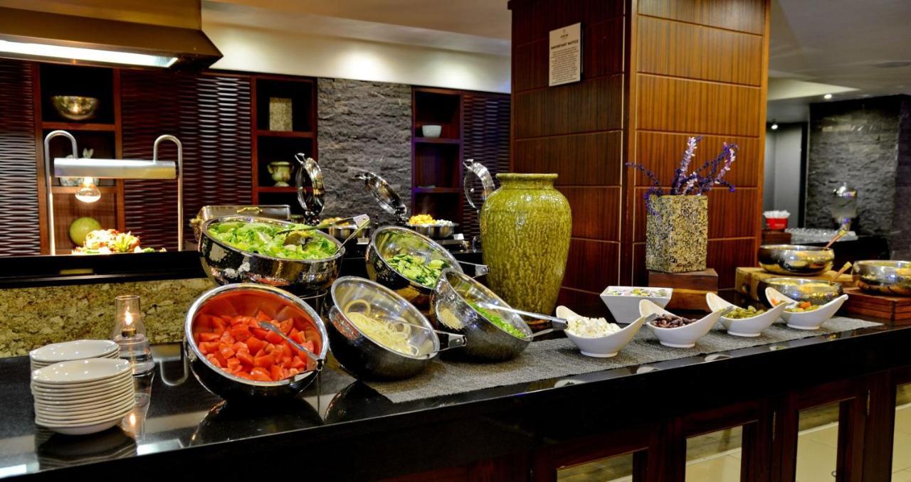 Anew Hotel Witbank Emalahleni Exteriör bild
