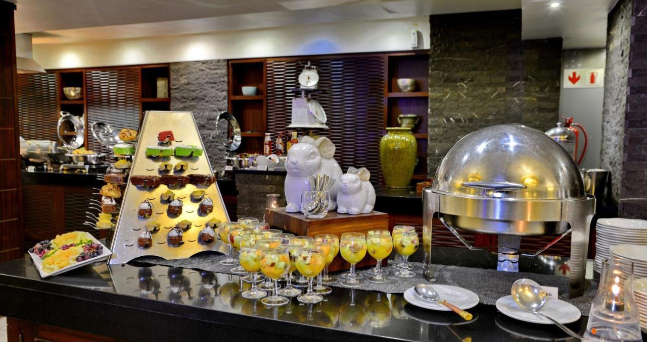 Anew Hotel Witbank Emalahleni Exteriör bild