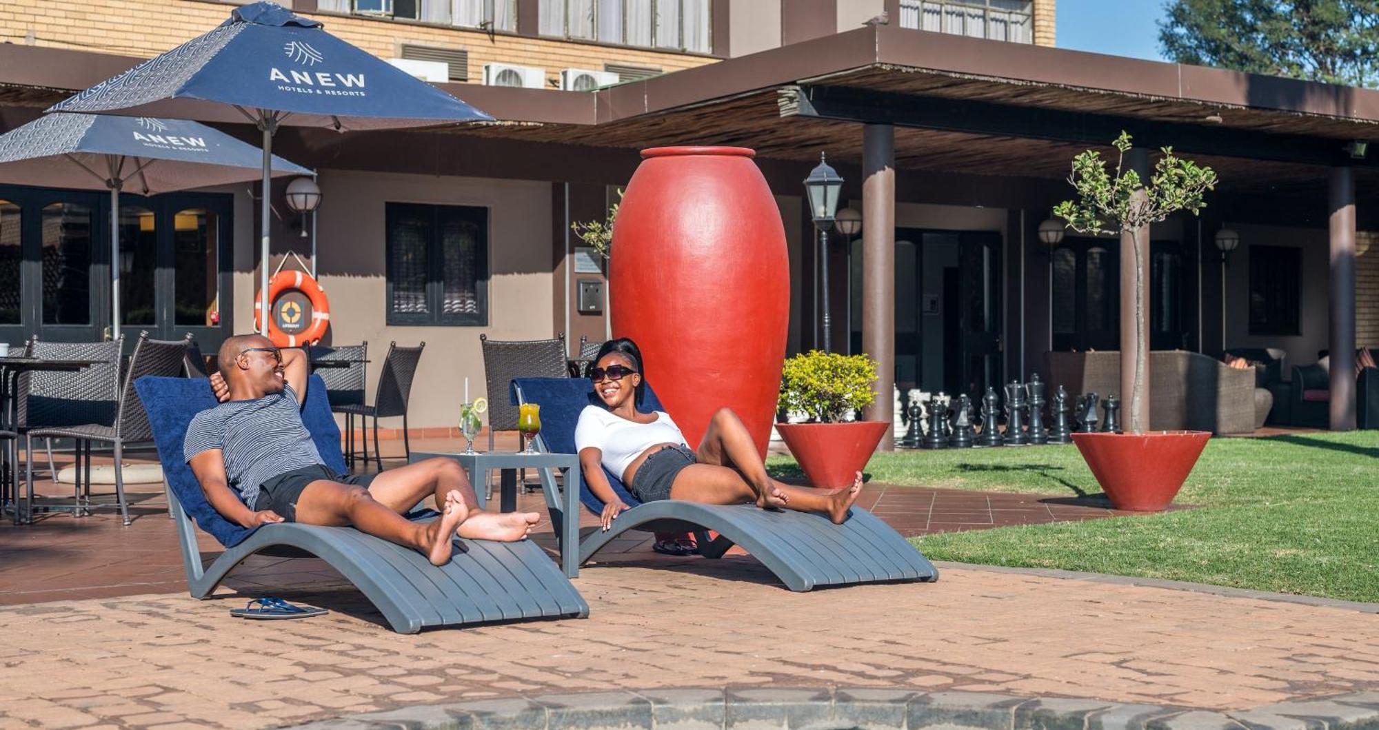 Anew Hotel Witbank Emalahleni Exteriör bild